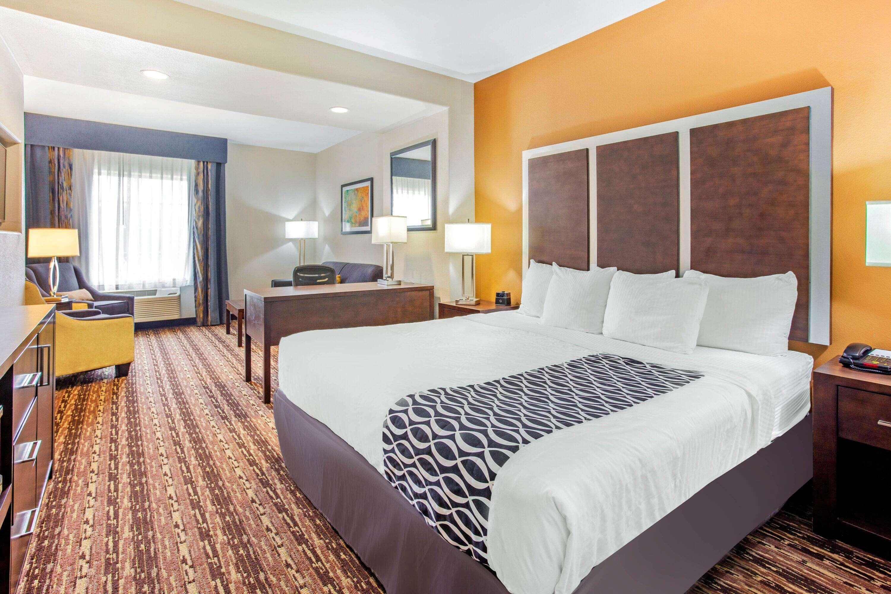 Hotel La Quinta By Wyndham Gonzales Tx Extérieur photo